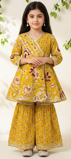 Yellow color Girls Top with Bottom in Cotton fabric with Gota Patti, Printed work