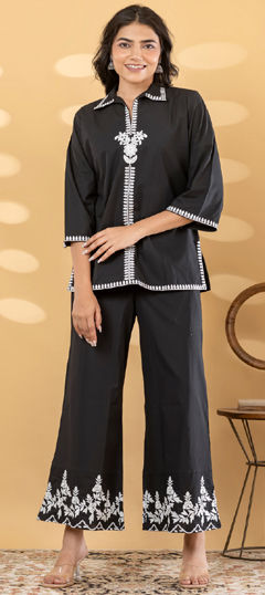 Black and Grey color Co-ords Set in Cotton fabric with Embroidered, Resham, Thread work