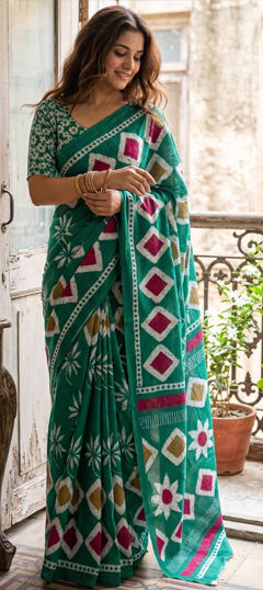Green color Saree in Mul Cotton fabric with Printed work