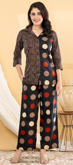 Black and Grey color Co-ords Set in Cotton fabric with Bandhej, Printed work