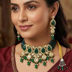 Gold Rodium Polish Green color Necklace in Metal Alloy studded with Beads, CZ Diamond