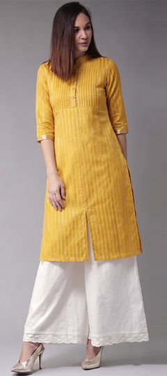 Yellow color Salwar Kameez in Cotton fabric with Printed work