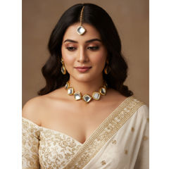 Gold Rodium Polish Gold color Necklace in Brass studded with Kundan