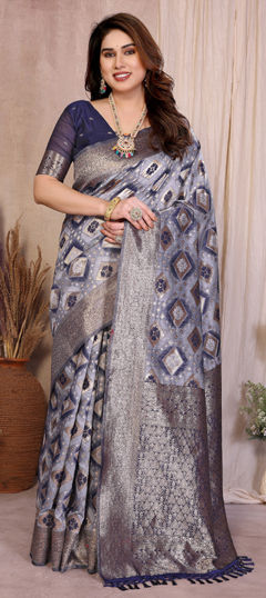Multicolor color Saree in Cotton fabric with Weaving work