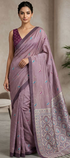 Pink and Majenta color Saree in Silk cotton fabric with Weaving work
