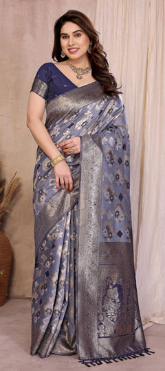 Multicolor color Saree in Cotton fabric with Weaving, Zari work