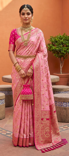 Pink and Majenta color Saree in Banarasi Silk fabric with Weaving, Zari work