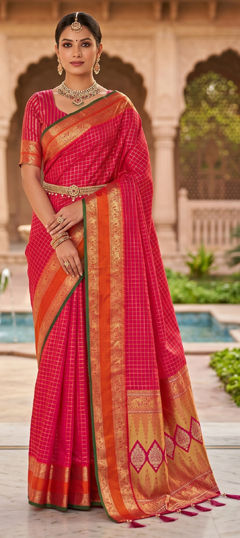 Pink and Majenta color Saree in Silk fabric with Weaving, Zari work