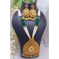 Gold Rodium Polish Multicolor color Necklace in Copper studded with Pearl
