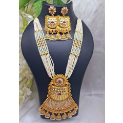Gold Rodium Polish Multicolor color Necklace in Copper studded with Pearl