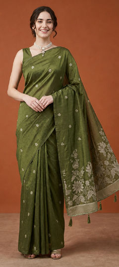 Green color Saree in Silk cotton fabric with Weaving work