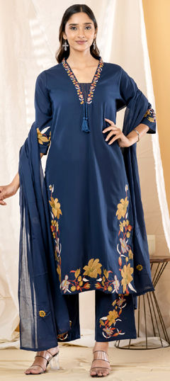Blue color Salwar Kameez in Cotton fabric with Embroidered work
