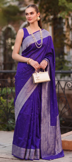 Blue color Saree in Blended Cotton fabric with Weaving work