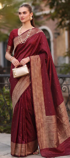 Red and Maroon color Saree in Blended Cotton fabric with Weaving work