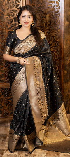Black and Grey color Saree in Silk fabric with Weaving work