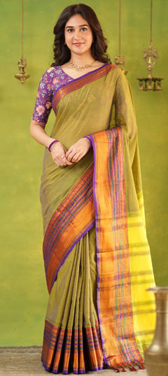 Green color Saree in Cotton fabric with Printed work