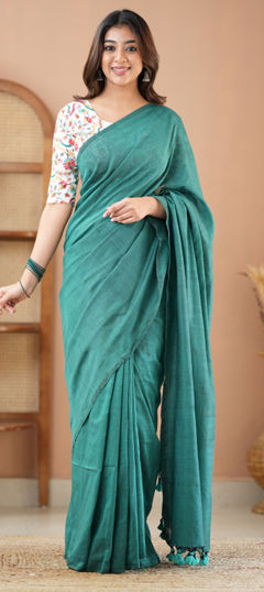 Green color Saree in Cotton fabric with Printed work