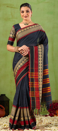 Black and Grey color Saree in Cotton fabric with Printed work