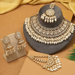 Gold Rodium Polish White and Off White color Necklace in Metal Alloy studded with CZ Diamond, Pearl