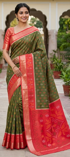 Green color Saree in Blended fabric with Weaving, Zari work