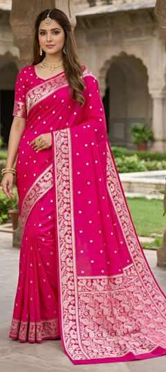 Pink and Majenta color Saree in Banarasi Silk fabric with Weaving, Zari work