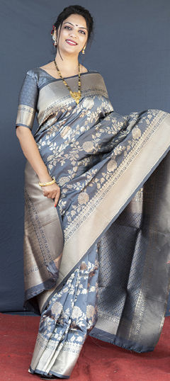 Black and Grey color Saree in Blended fabric with Weaving work