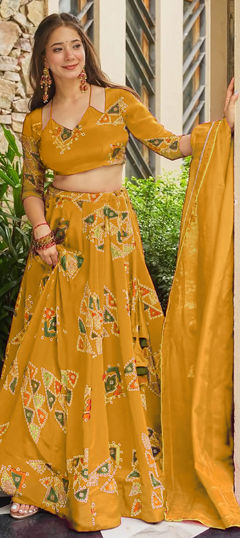 Yellow color Ready to Wear Lehenga in Crepe Silk fabric with Digital Print, Floral work