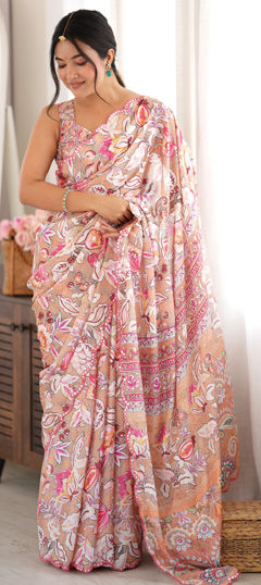 Pink and Majenta color Saree in Chinon Silk fabric with Digital Print, Mirror work