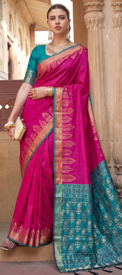 Pink and Majenta color Saree in Silk fabric with Weaving work