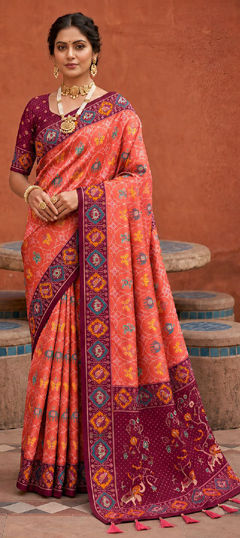 Pink and Majenta color Saree in Patola Silk fabric with Printed, Weaving work