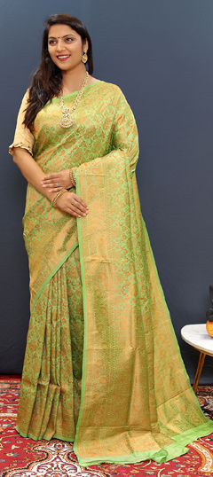 Green color Saree in Blended fabric with Weaving, Zari work