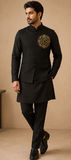 Black and Grey color Kurta Pyjama with Jacket in Silk fabric with Embroidered work