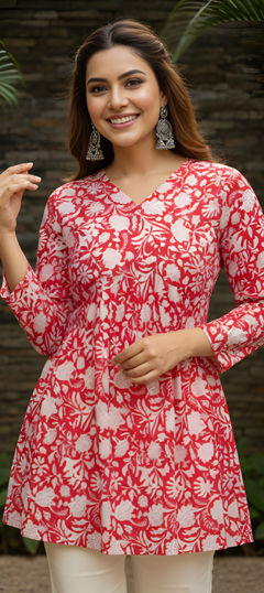 Red and Maroon color Kurti in Cotton fabric with Floral, Printed work