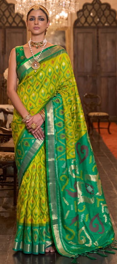 Green color Saree in Silk fabric with Printed, Weaving work