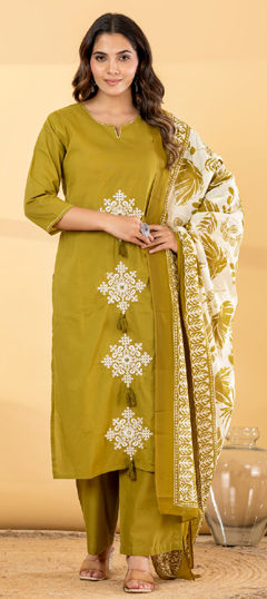 Green color Salwar Kameez in Cotton fabric with Embroidered work