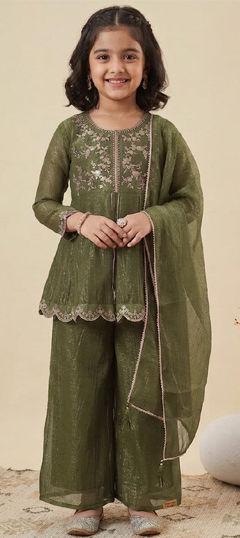 Green color Kids Salwar in Crushed Silk fabric with Embroidered work