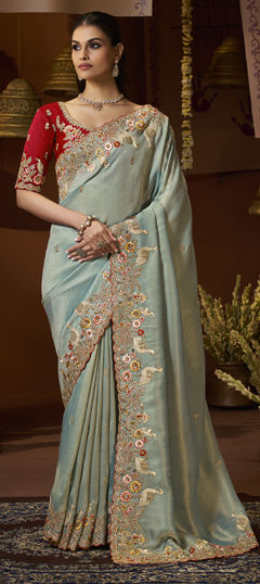 Green color Saree in Jacquard fabric with Embroidered, Sequence, Thread, Zari work