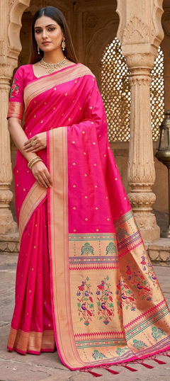 Pink and Majenta color Saree in Silk fabric with Weaving, Zari work