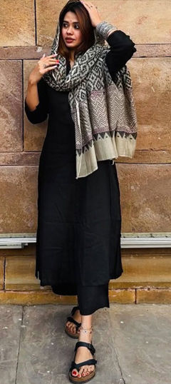 Black and Grey color Salwar Kameez in Rayon fabric with Printed work