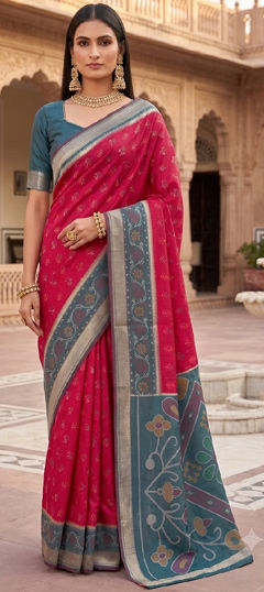 Pink and Majenta color Saree in Silk fabric with Weaving, Zari work