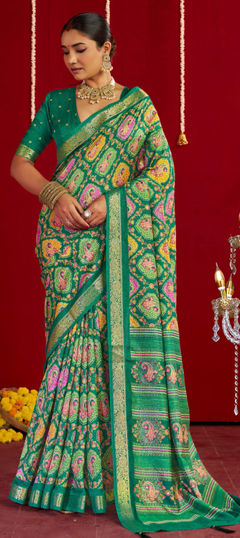Green color Saree in Silk fabric with Printed, Weaving work