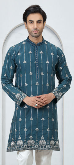Green color Kurta in Art Silk fabric with Embroidered work