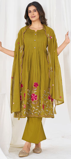 Green color Salwar Kameez in Cotton fabric with Embroidered, Thread work