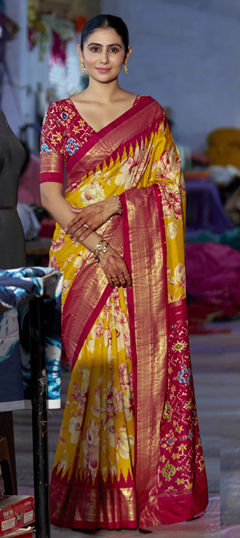 Pink and Majenta color Saree in Satin Silk fabric with Floral, Printed, Weaving work