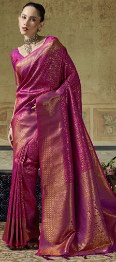 Pink and Majenta color Saree in Handloom fabric with Weaving work