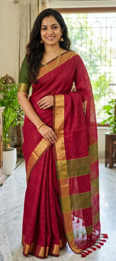Pink and Majenta color Saree in Cotton fabric with Weaving work