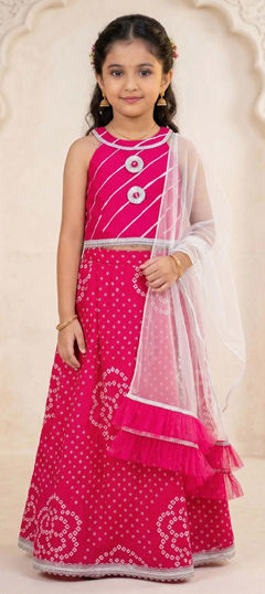 Pink and Majenta color Kids Lehenga in Cotton fabric with Bandhej, Printed work