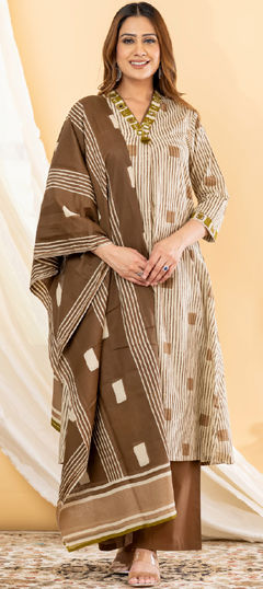 Beige and Brown color Salwar Kameez in Cotton fabric with Printed, Thread work