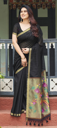 Black and Grey color Saree in Linen fabric with Printed work