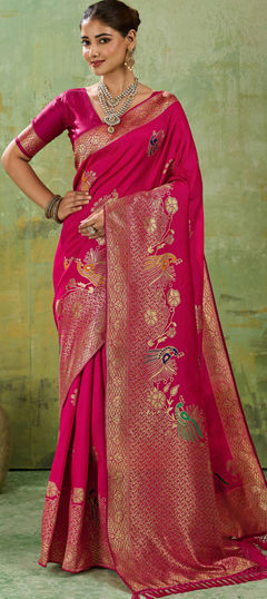 Pink and Majenta color Saree in Banarasi Silk fabric with Weaving, Zari work
